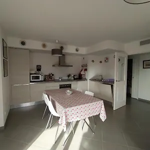 comfortable-and-functional-apartment-menton-france.fr-provencehotel.com/